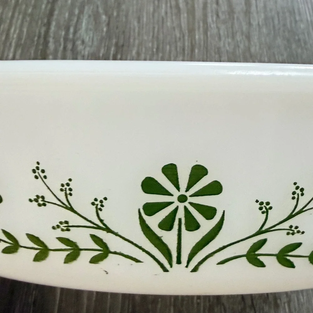Glasbake vintage milk